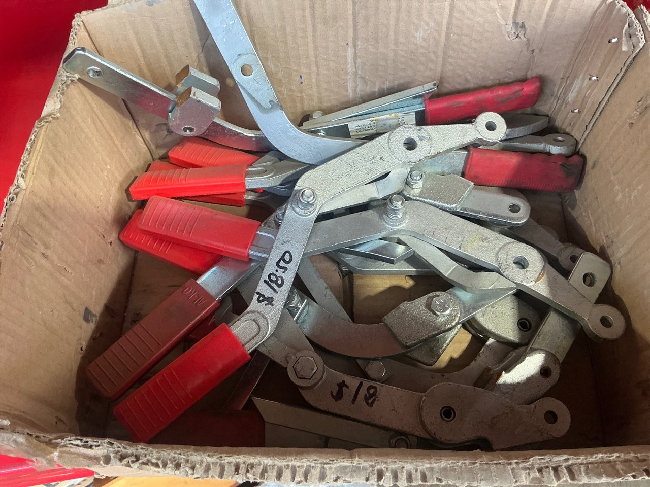 Quantity of Trailer Brake Levers