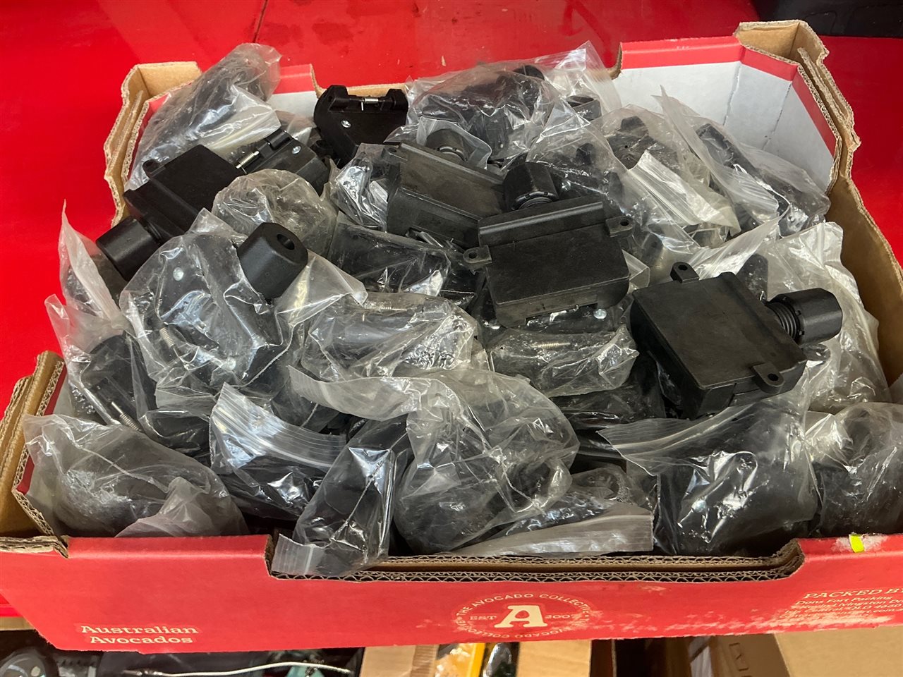Quantity of Flat 7 Pin Socket Trailer Light Plugs