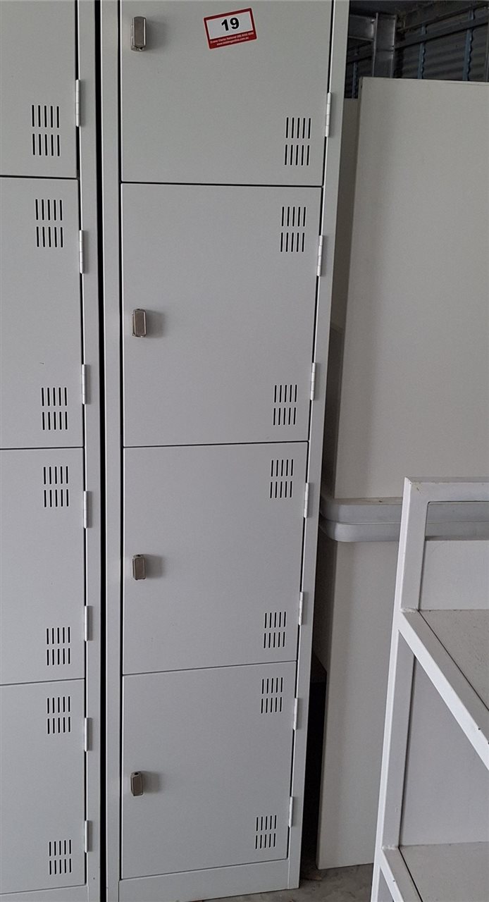 Steel 4 Door Combo Personal Locker -( Collect From Victor Harbor )