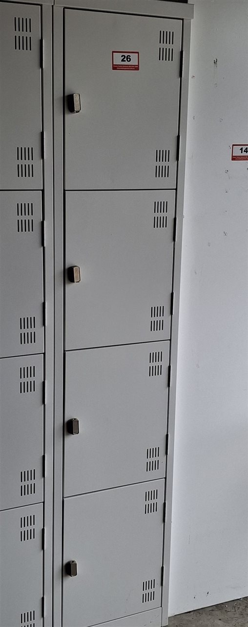 Steel 4 Door Combo Personal Locker -( Collect From Victor Harbor )