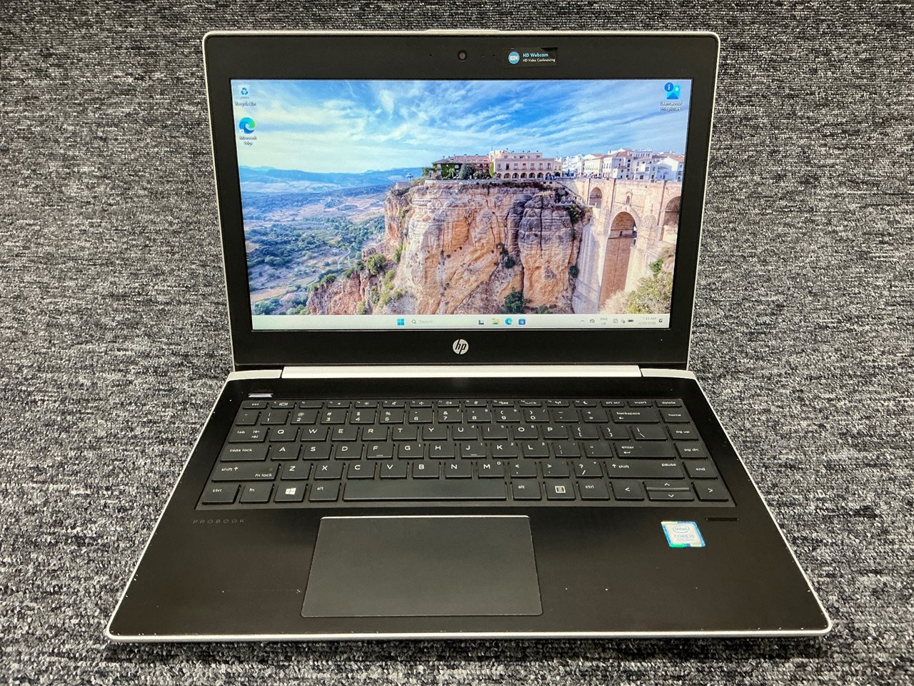 HP ProBook 430 G5 - Intel Core i5-8250U CPU, 8 GB RAM, 256GB NVMe SSD with Adapter