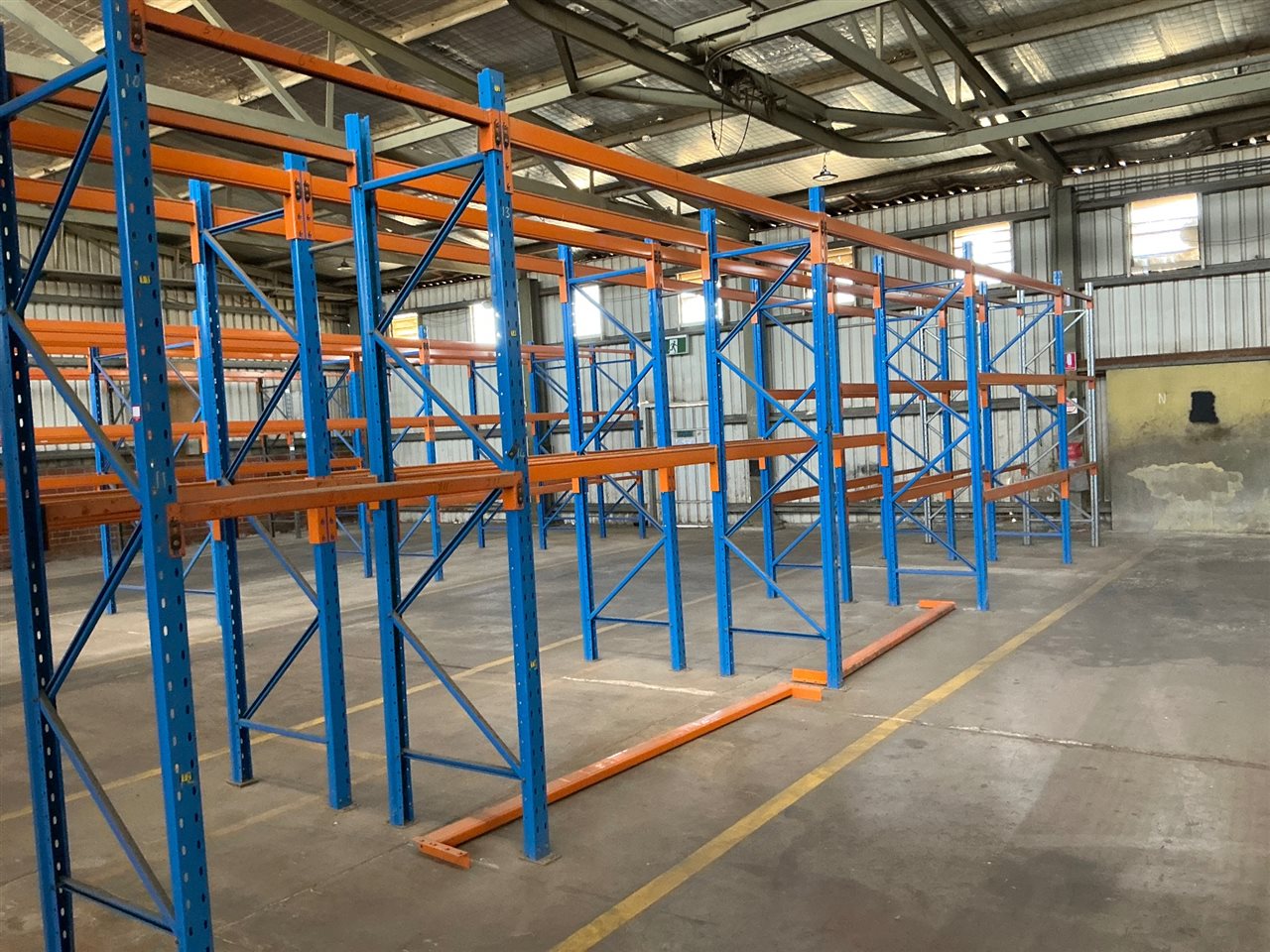 Pallet Racking, Dexion- 5 Bays -(4 Full Bays and 1 x 1/2 Bay ) Overall Length 11 . 6 M Approx -  3 Metre High