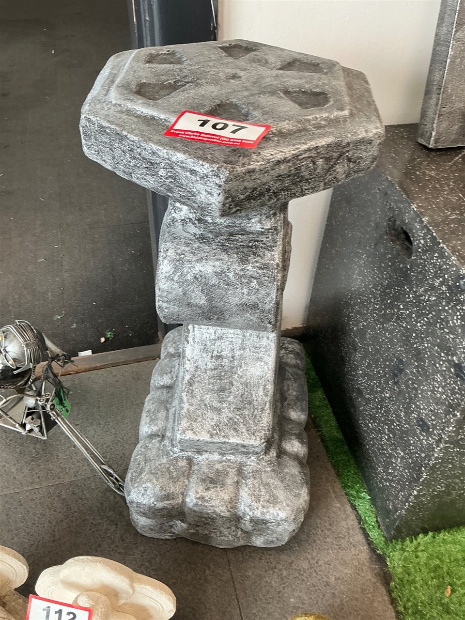 Solid Garden Pedestal with Heart Recess Top, Grey Silver Wash