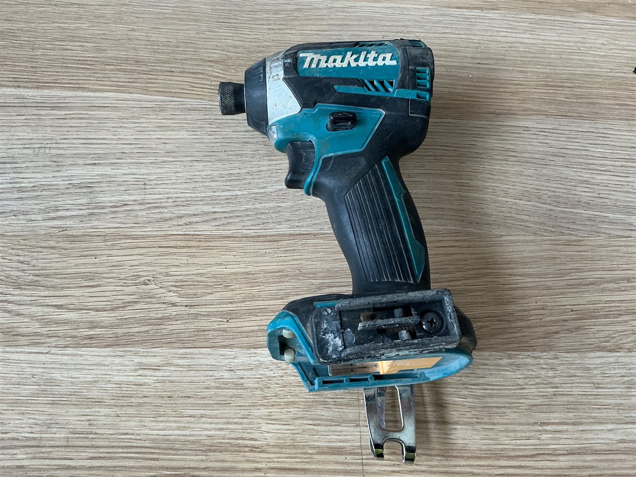 Makita 18 V Cordless Tek Driver - No Battery