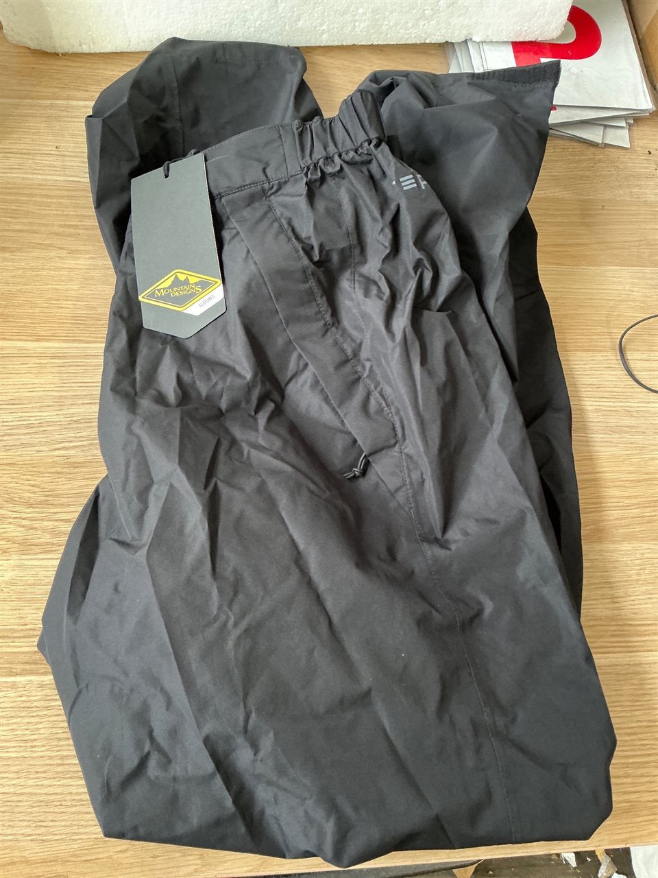 Mountain Designs Pants- Black