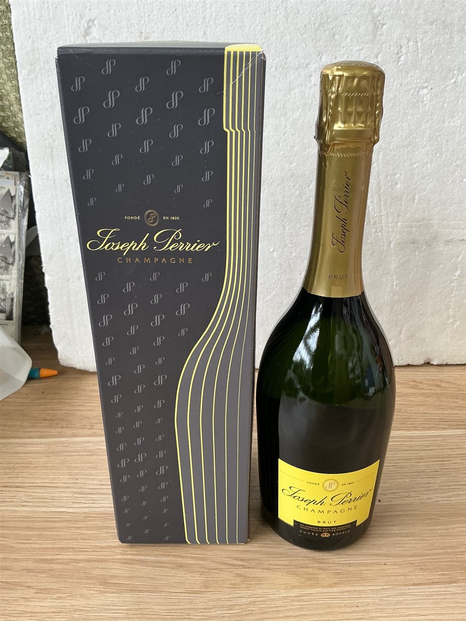 Joseph Perrier Sparkling Brut -  750ml