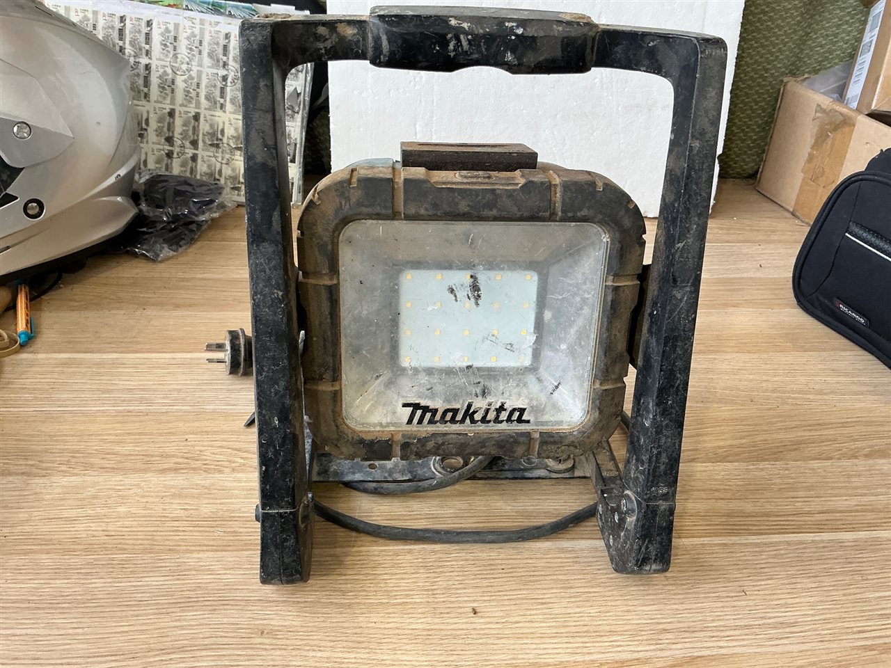 Makita 240 Volt Electric Work Light