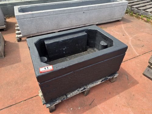 Black Single Panel Base 700 x 450, Makes Good Planter