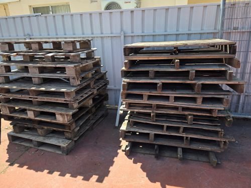 Pallets x 20