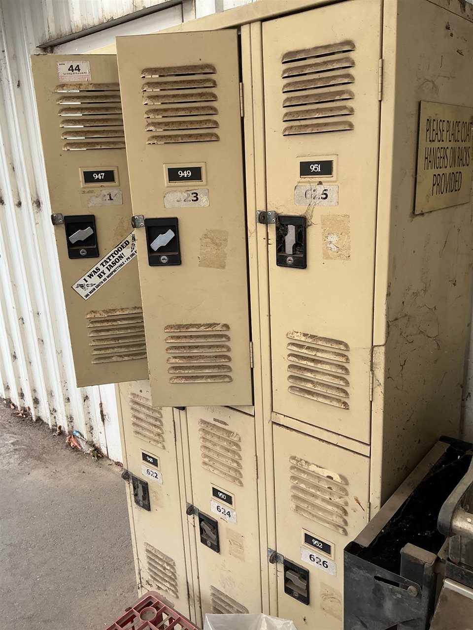 Steel 6 Door  Locker Personal Locker  ( Collect  From Wingfield)