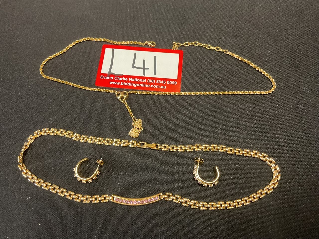 Gilded Chains, Pendant And Earrings, Long 46 Cm And One With Heart Droplet 44 Cm
