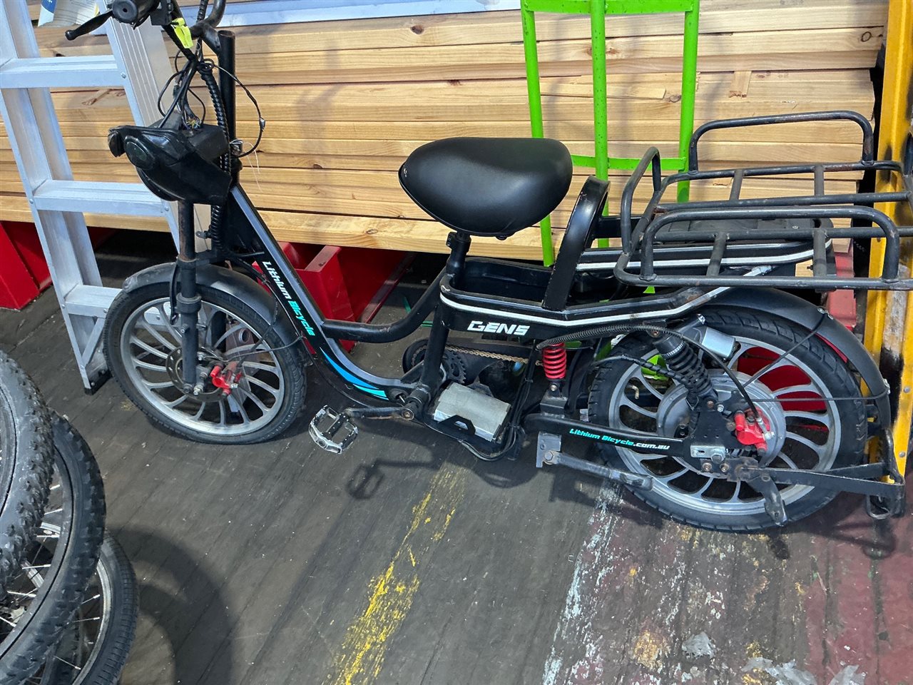 Electric Bike - Gen 5 - Lithium Bicycle Co. , Black - No Battery , Some Damage - Sold As Is