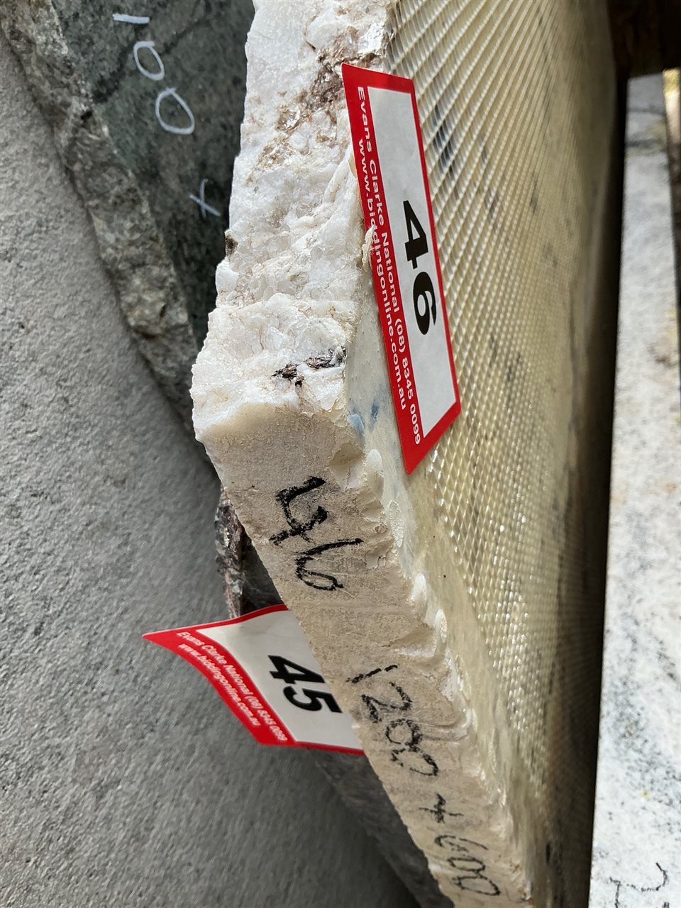 Granite Slab, White, 1200 x 600 x 30mm approx.