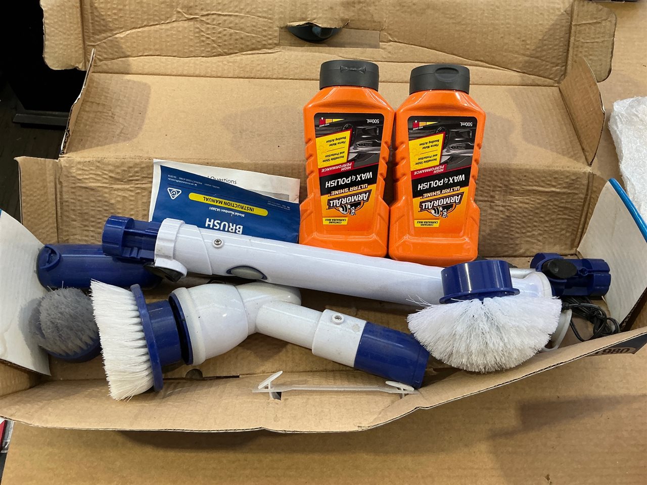 Cleaning Brush Cordless Tornado - and 2 Bottles Armorall Wax& Polish