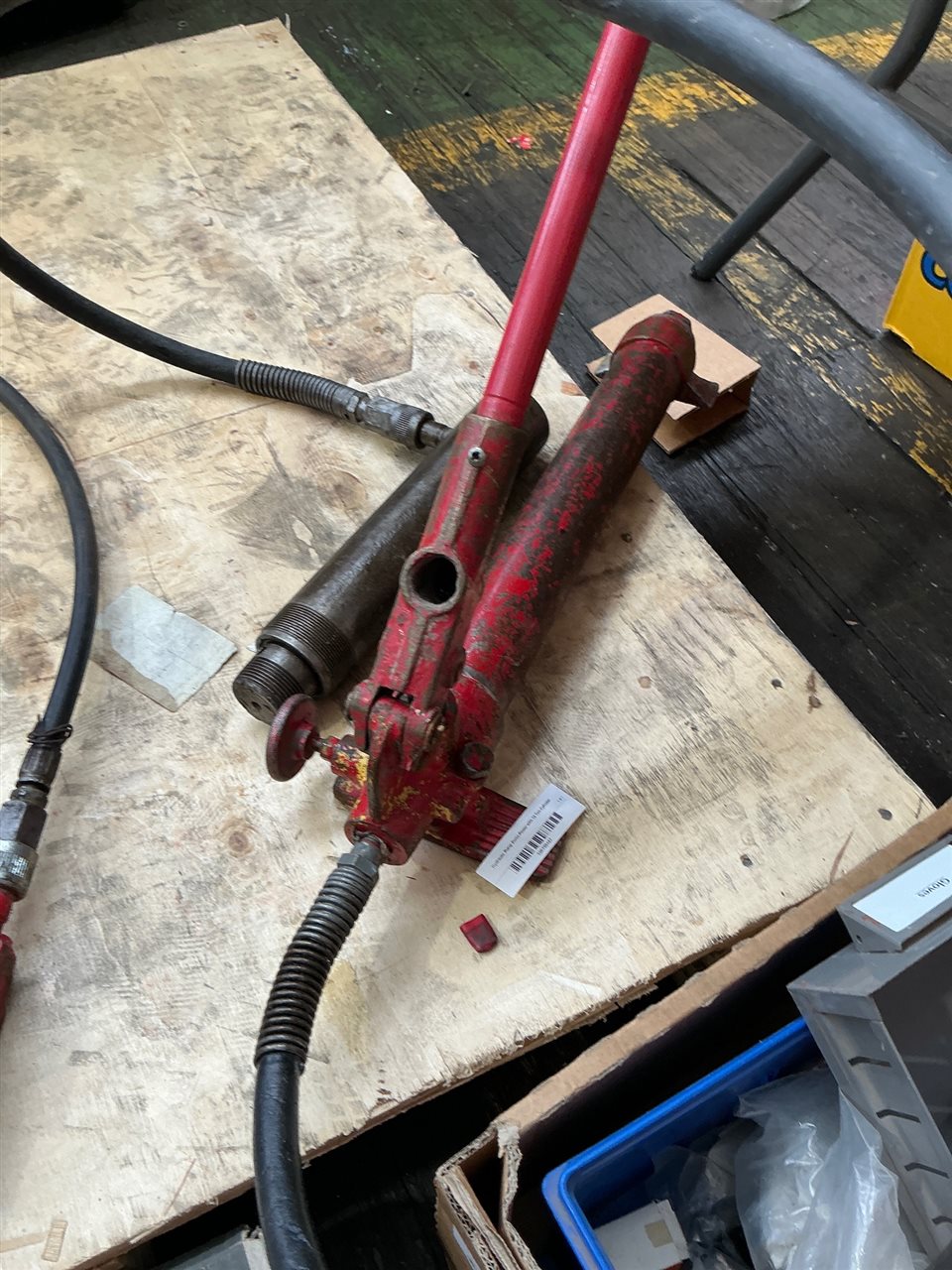Hydraulic Pump Porto-Power with 10 Ton Cylinder