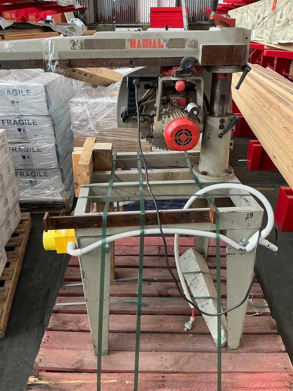 Omega Radial Arm Saw, -240 Volt -