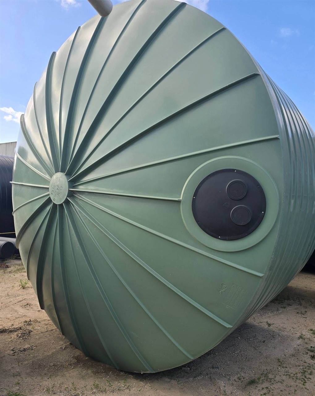 Bushmans TXD5000 22,500 L Domed Round Poly Tank, 3.78 M Dia x 2.56 M H, Rivergum – Non Water Storage Only