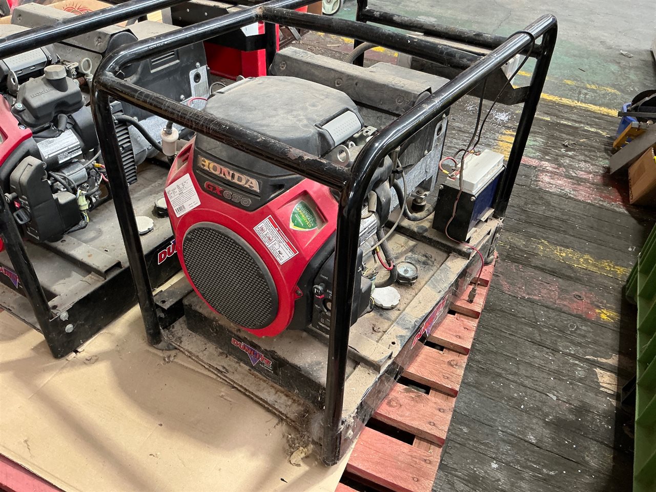 Dunlite Generator - 16 K V A Power Rating - Honda GX 690 Motor - Model Number D G U H 16E-3S-2 (-2 x 240 Volt Outlets & 1 x 3 Phase Outlet -) 2. 9 Hours Showiing - Year Bulit 26/06/2019 --Missing Key