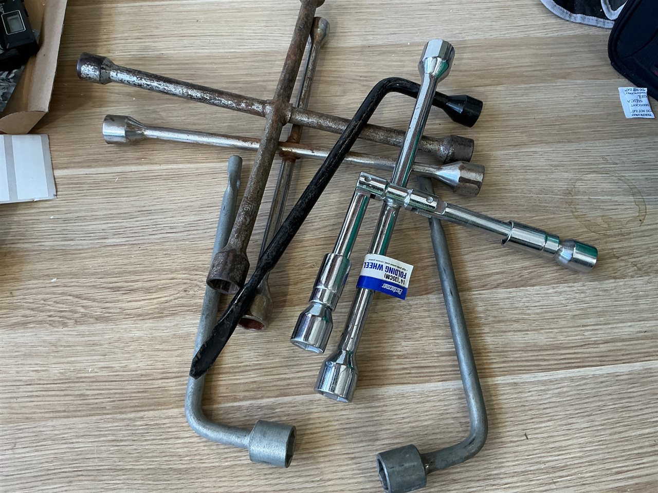 Quantity Wheel Braces