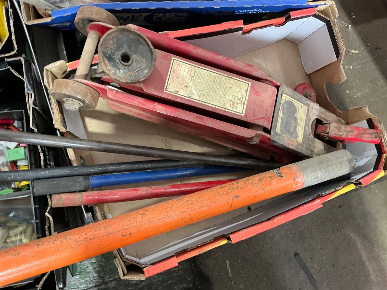 Jacks , Grease Gun &  Bead Breaker