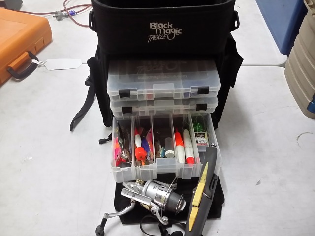 Fishing Tackle Bag- Black Magic Includes Fishing Reel And Tackle -(A  153602) [92094+25]