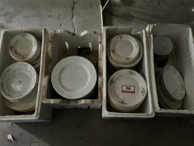 Quantity of Dinner Plates   -   (Collect From Modbury ) Thumbnail