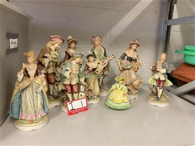 Collection Of Statuettes Tallest Is 28 Cm And Smallest Is 13 Cm Thumbnail
