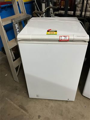 Fisher And Paykel Freezer 90 Cm High X 60 Cm Wide 66 Cm Deep, Untested, "Sold As Is" Thumbnail