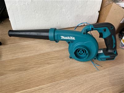 Makita 18 V Cordless DUB185 Garden Blower Thumbnail