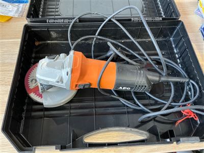 AEG  Electric 125 mm Angle  Grinder Thumbnail