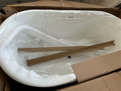 Seima  1500 Freestanding Bath, -Damaged Thumbnail