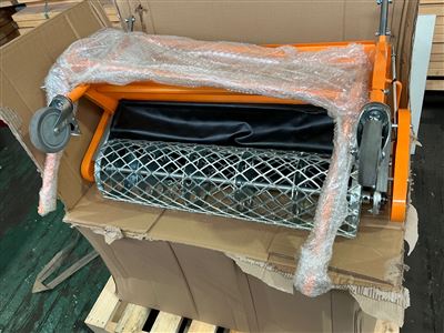 Material Spreader-750 mm -Flextool 40kg Hopper Dry Shake Topping Spreader Thumbnail