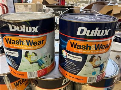 Dulux Wash & Wear 1 x Red & 1 Magenta Base - Quantity  of 2 - 4 Litre Tins - Thumbnail