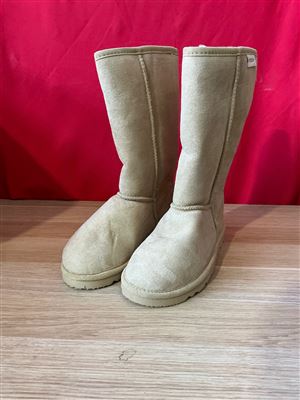UGG Boots - Aust Size 5 USA Mens 6 USA Ladies 7, Long Pull Ons, Sand Colour, Sold Per Each Thumbnail