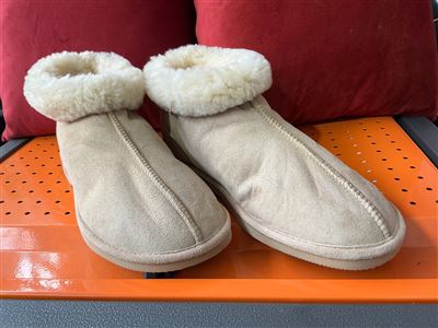 Aussie Land UGG’S, Sand, Aust Size 15, Short Length, Sold Per Each Thumbnail