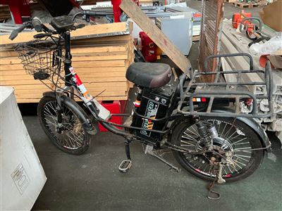 E Bike  with Pedal - No Key - No Charger-  Sold As Is Thumbnail