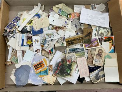 World Stanps and Cigarette Cards Thumbnail