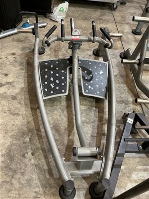 Plate-Loaded Standing Calf Raise Machine with Shoulder Pads Thumbnail