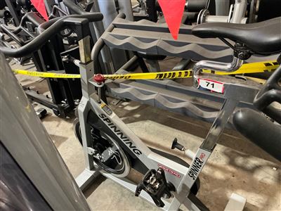 Star Trac Spinner Pro Indoor Cycle, Chain Drive, Adjustable Seat and Bars Thumbnail