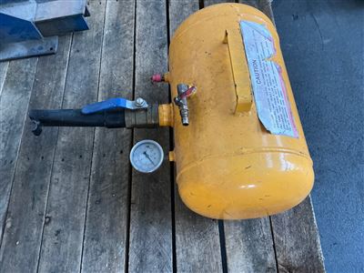 Pneumatic Pressure Inflator Tank - Max Pressure 145 Psi Thumbnail