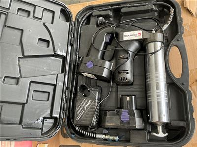McLaught Tube Mate Cordless 18 Volt Grease Gun - Thumbnail