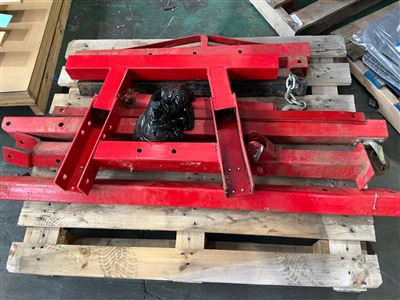 Engine Crane - Dismantled Thumbnail