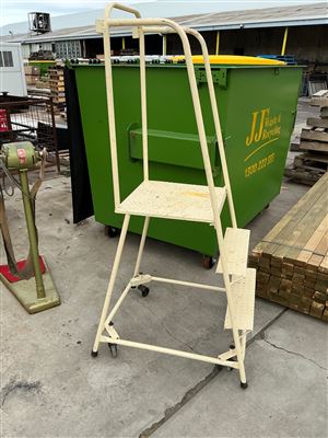 Mobile Work Platform -900 mm Top of Platform Thumbnail