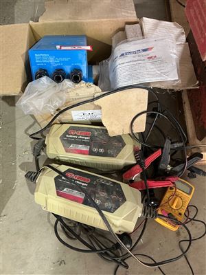 Battery Chargers -12 Volt , & dc/ AC Inverter - (Collect From Penfield Gardens ) Thumbnail
