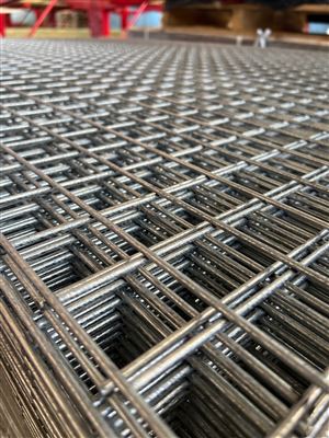 Welded Mesh Wire Panel, 3mm, Galvanised 50mm x 50mm, 1800mm x 1200mm, IRP $95 Thumbnail