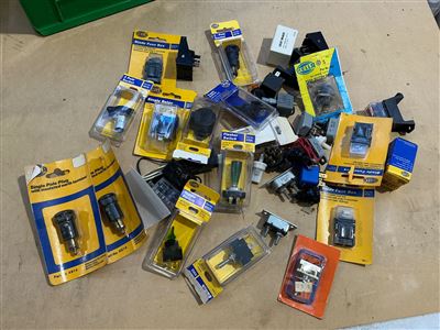 Auto. Electrical  Switches. Thumbnail