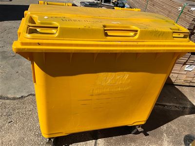 Mastec Mobile Lidded Bin - 600 Litre -Bin Size 1200 x600 x 900 mm H- Yellow Lid Thumbnail