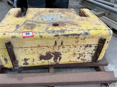 Counterweight 1.5 Tonne 600mm W x 950mm L x 380mm H (Located At Wingfield) Thumbnail