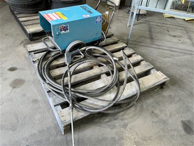 Metco Pressure Cleaner 240V (Located At Wingfield) Thumbnail