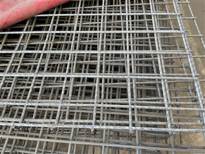 Heavy Duty Pallet Racking Mesh Shelves x 2070mm W (Has 25 mm  Folds) x 1580mm D Thumbnail